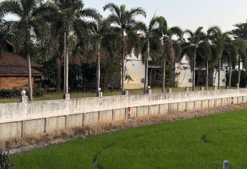 מוטל Maingam Resort