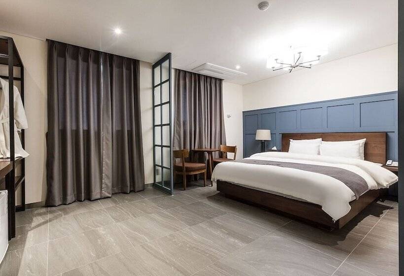 Motel Suwon Guundong Rampart