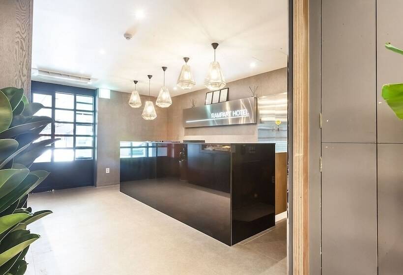 Motel Suwon Guundong Rampart