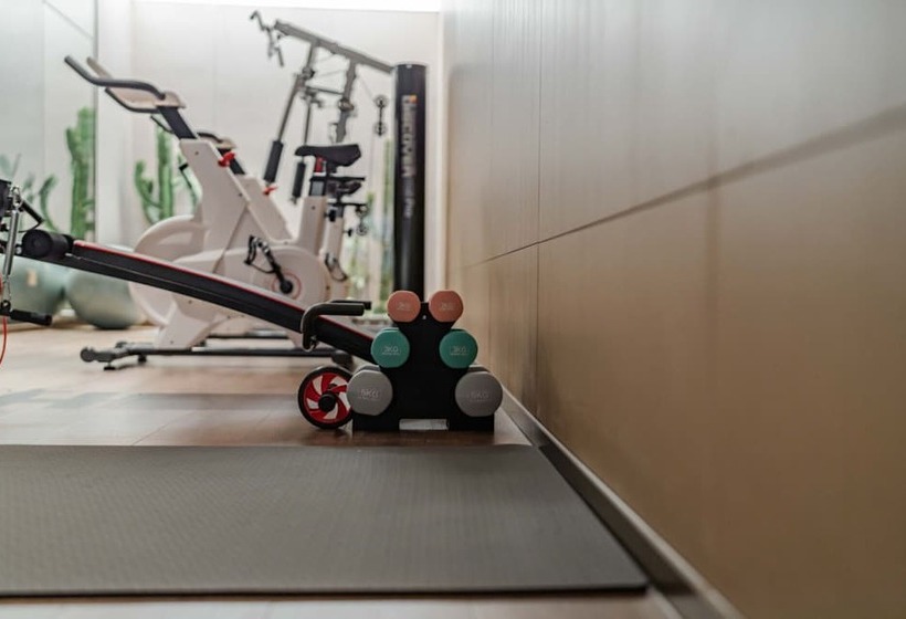 The Skytel Hotel Shenzhen Central Park