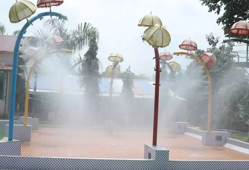 Treebones Resort And Adventure Park