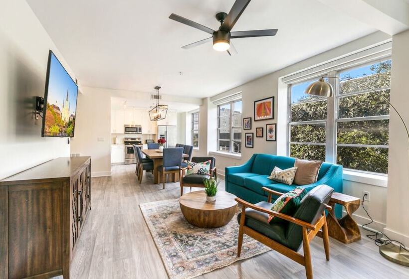 Big Easy Elegance 4br Condo In Nola
