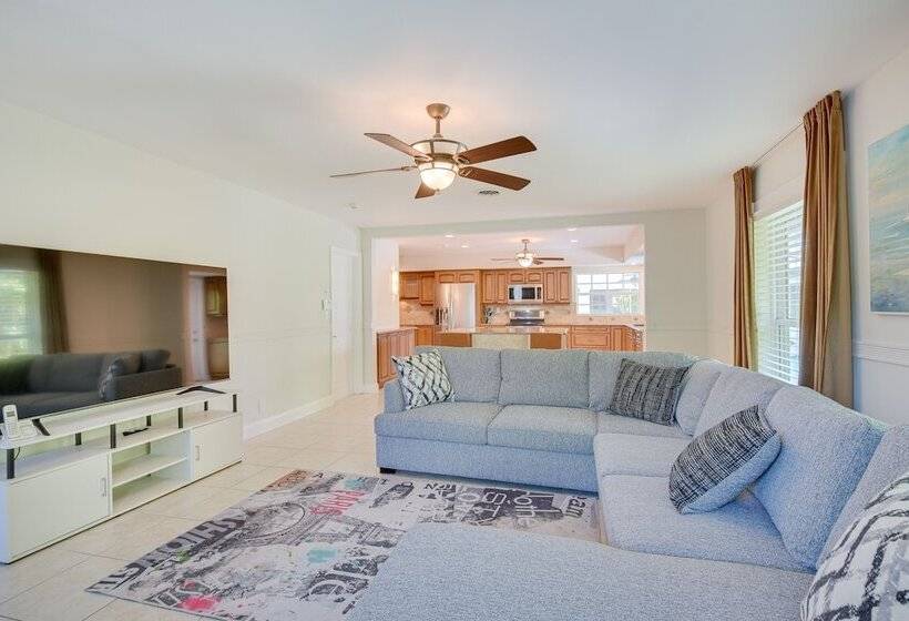 Canal Front Fort Lauderdale Oasis W/ Boat Dock!