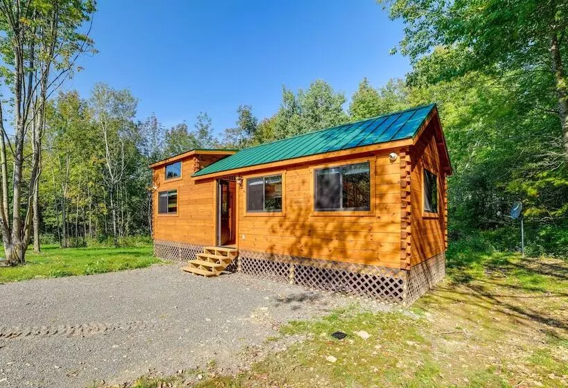 Catskills Tiny Home Cabin: Surrounded By Nature!