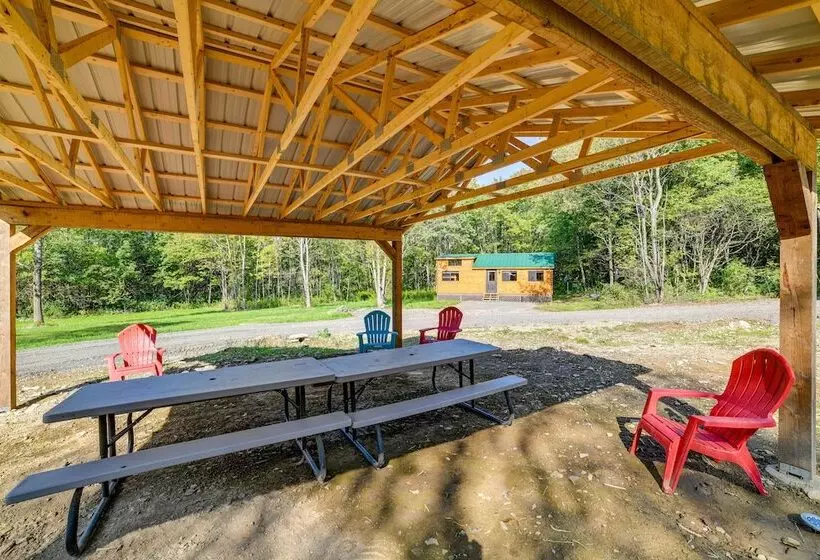 Catskills Tiny Home Cabin: Surrounded By Nature!