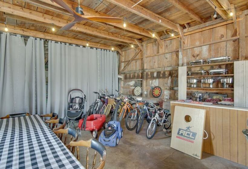 Chincoteague Home W/ Pool   Walkable Location!