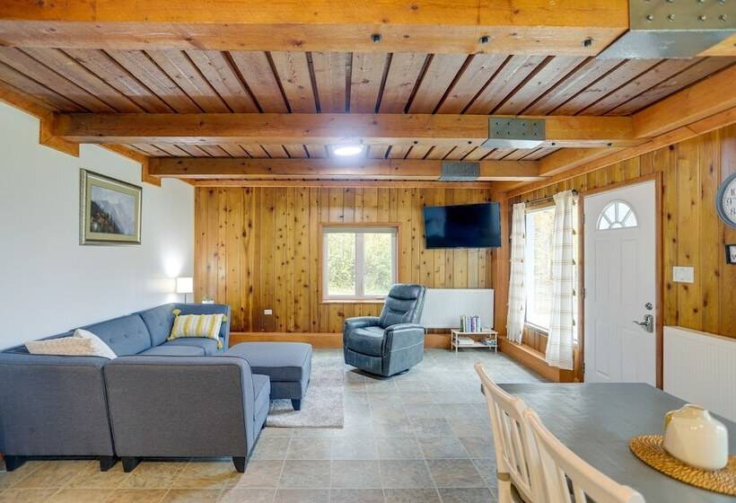 Cozy Fairbanks Cabin ~ 11 Mi To Downtown!