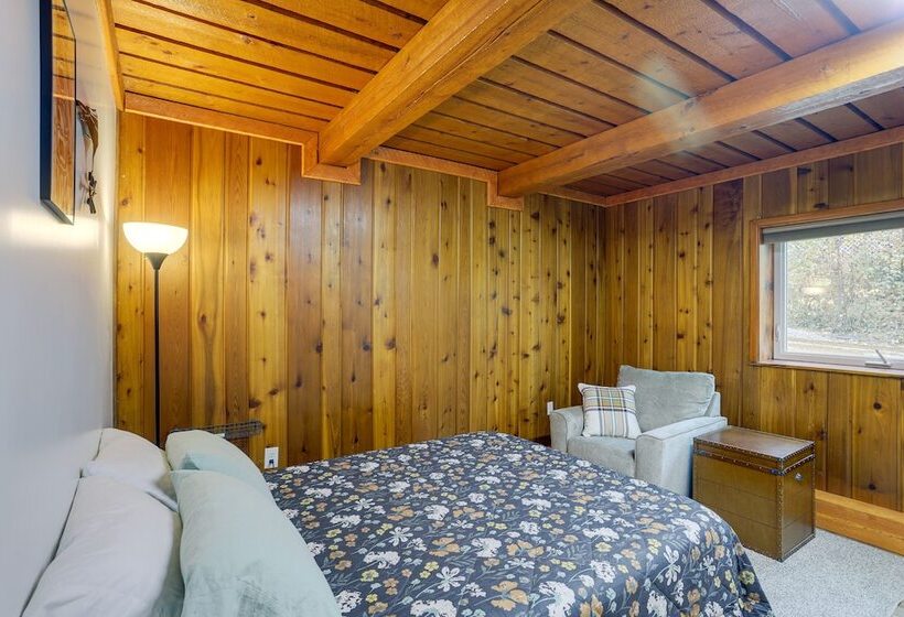 Cozy Fairbanks Cabin ~ 11 Mi To Downtown!