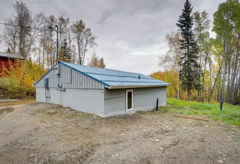 Cozy Fairbanks Cabin ~ 11 Mi To Downtown!