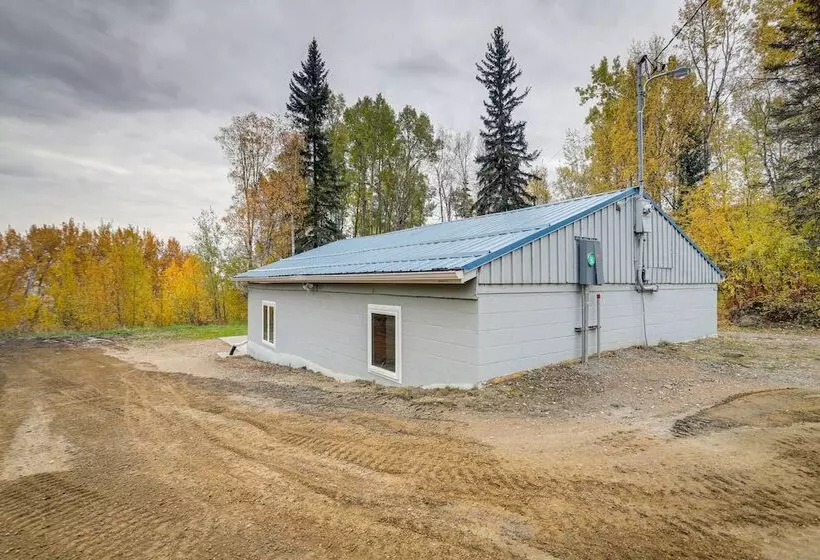 Cozy Fairbanks Cabin ~ 11 Mi To Downtown!