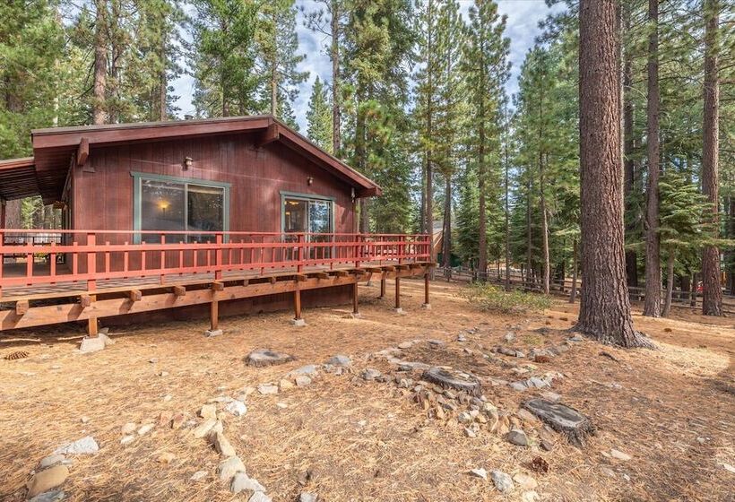 Cozy Pet Friendly Cabin In Lake Tahoe By Sierra Getaways