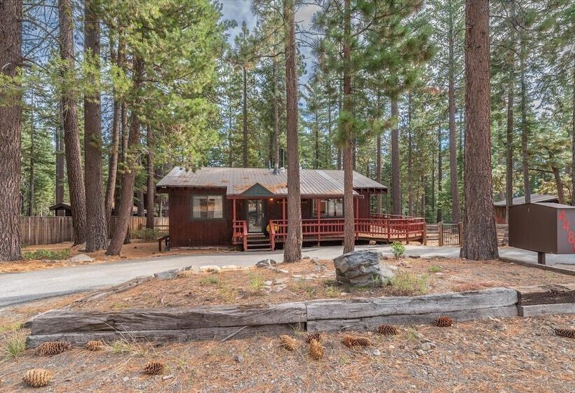 Cozy Pet Friendly Cabin In Lake Tahoe By Sierra Getaways
