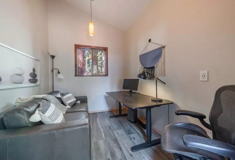 Cozy Pet Friendly Cabin In Lake Tahoe By Sierra Getaways