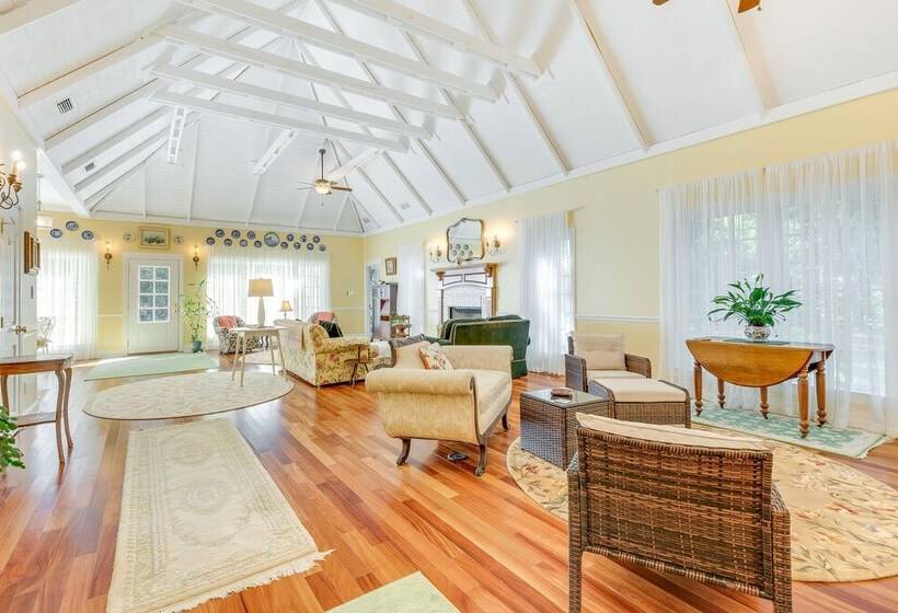 Fairhope Cottage: 2 Mi To Town & Pier!