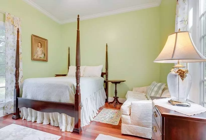 Fairhope Cottage: 2 Mi To Town & Pier!