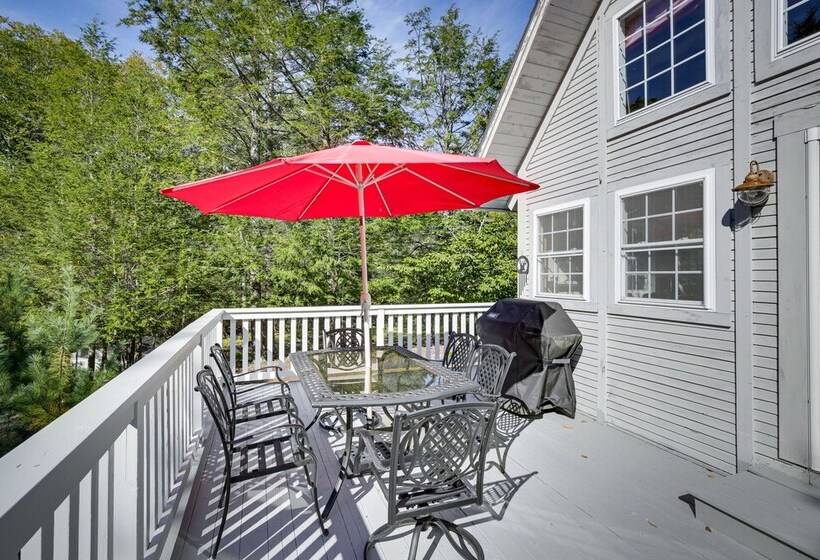 Frye Island Family Cabin With Lake & Beach Access!