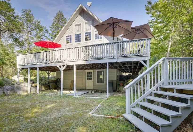 Frye Island Family Cabin With Lake & Beach Access!