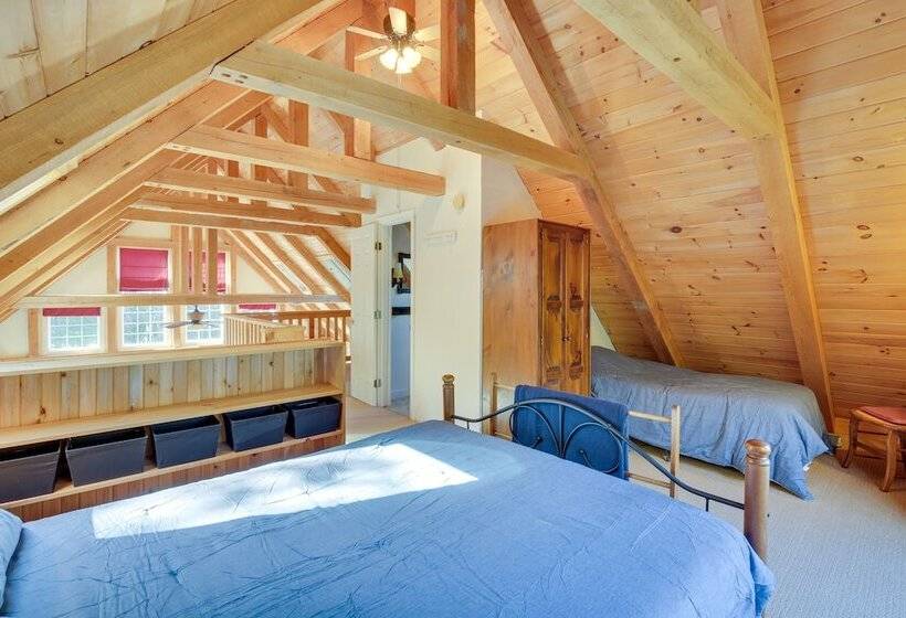 Frye Island Family Cabin With Lake & Beach Access!