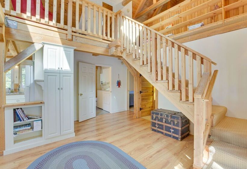 Frye Island Family Cabin With Lake & Beach Access!