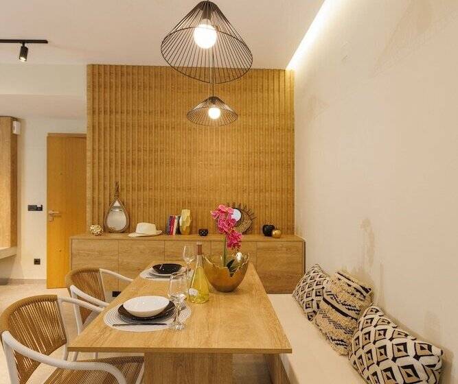 Hersonissos Beach Front Suites