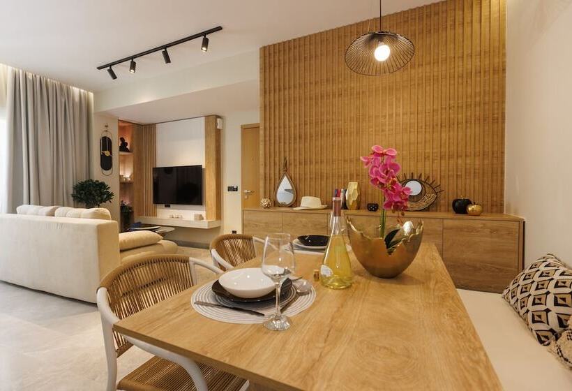 Hersonissos Beach Front Suites