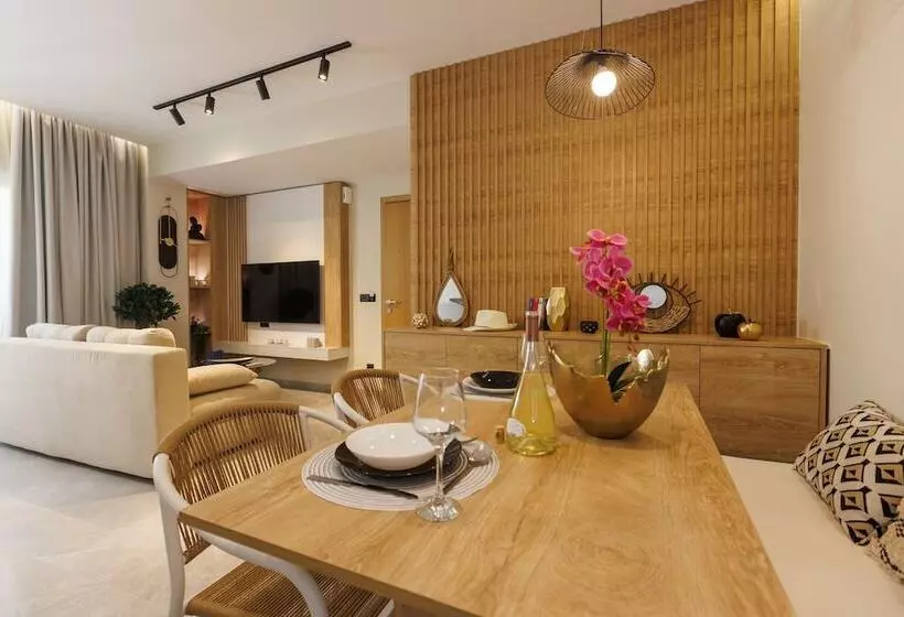 Hersonissos Beach Front Suites