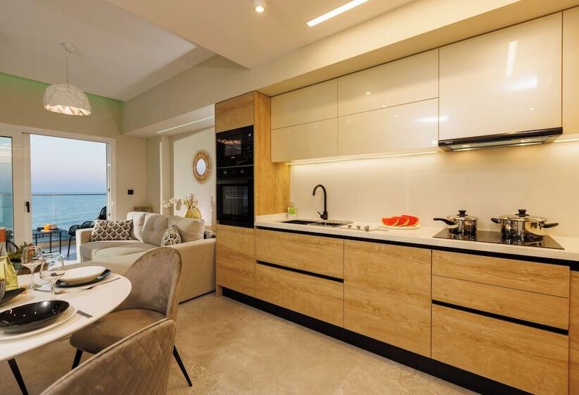 Hersonissos Beach Front Suites