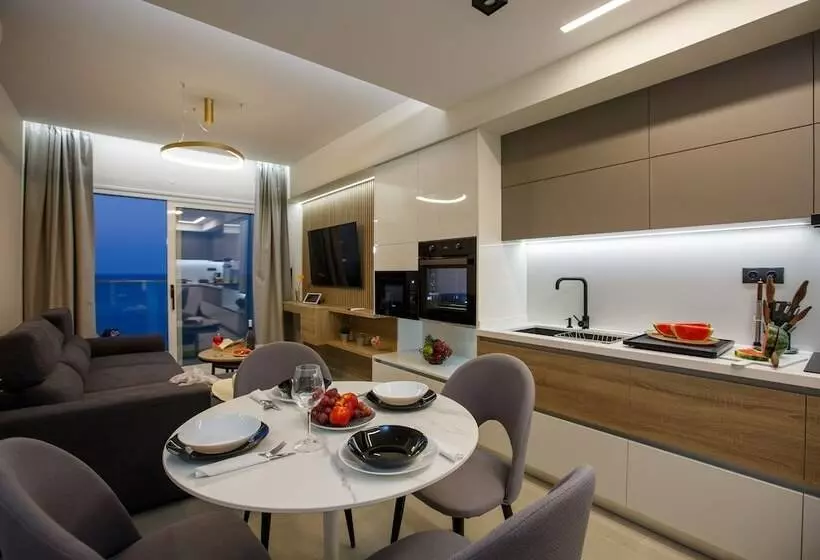 Hersonissos Beach Front Suites