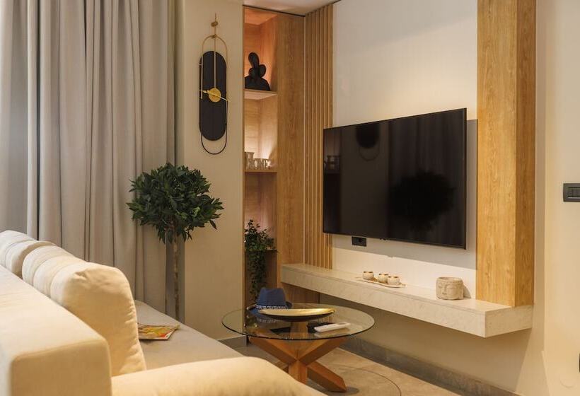 Hersonissos Beach Front Suites