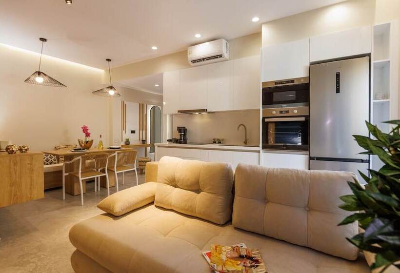 Hersonissos Beach Front Suites