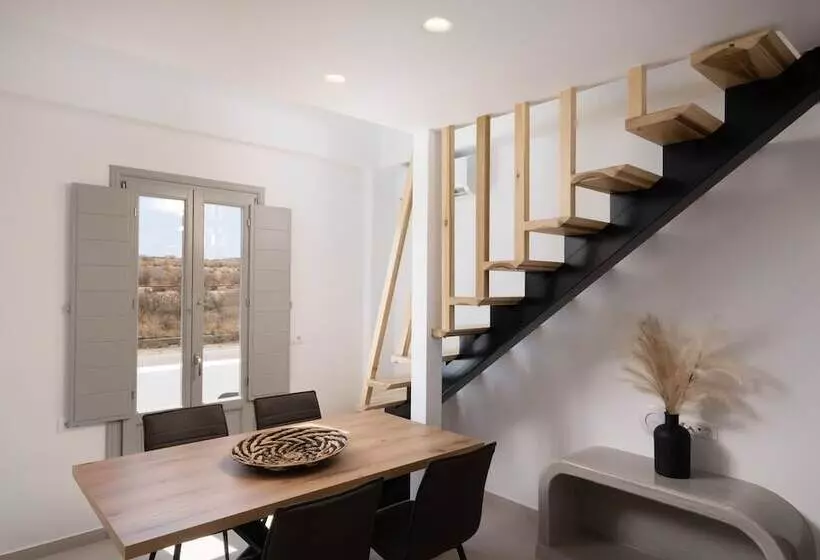 Hotelli Aegean Diamonds Luxury Suites