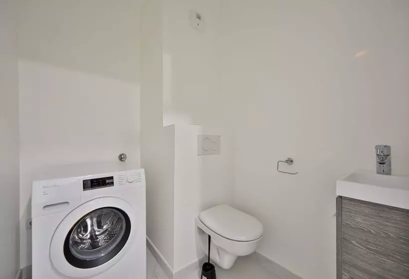 Hotelli Blue Night International 71