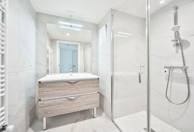 هتل Blue Night International 71