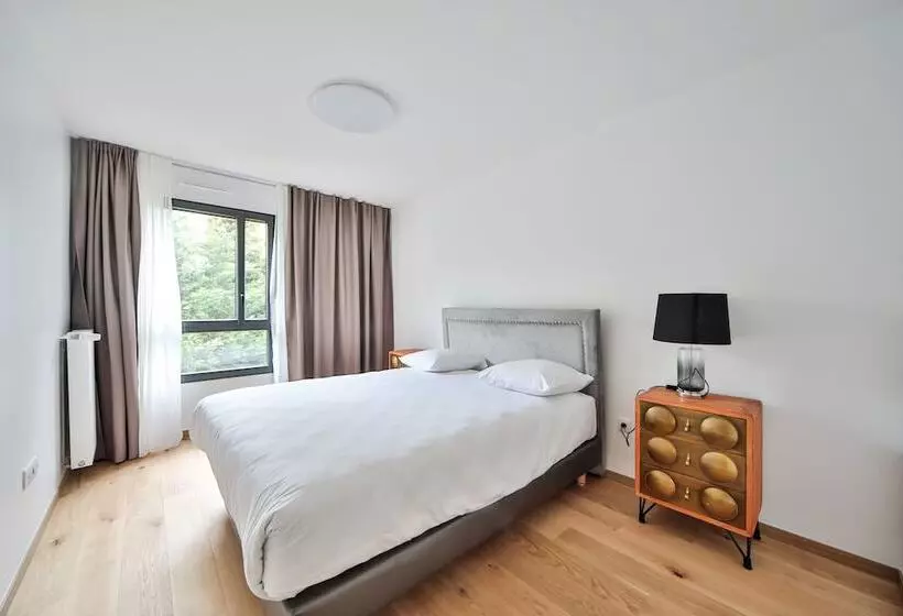 Hotelli Blue Night International 71