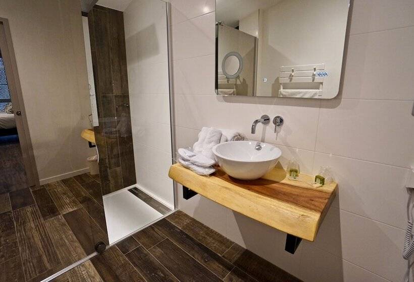 فندق Du Lion D Or