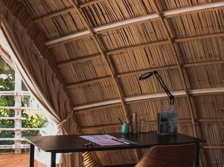 Hotelli Jaiyen Eco Resort