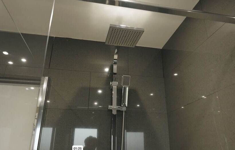 בית מלון כפרי Lovely 1 Bed Lodge In Haverfordwest With Views