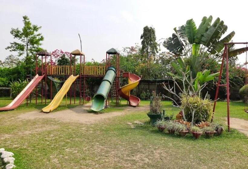 Hotel Padmini Resorts