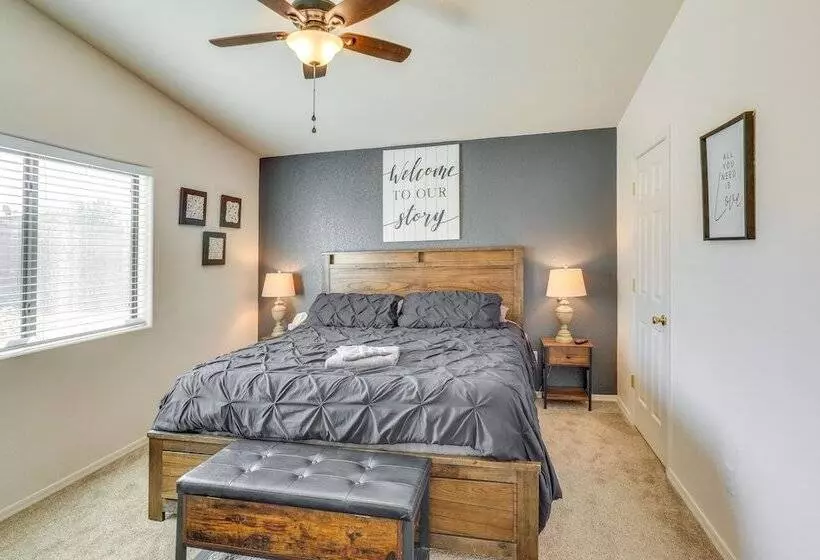 Inviting Bullhead City Gem: 3 Mi To Colorado River