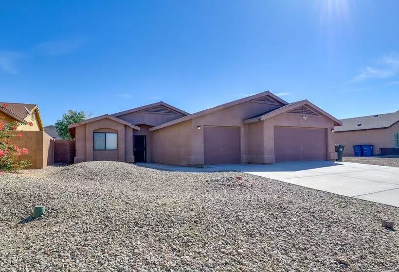 Inviting Bullhead City Gem: 3 Mi To Colorado River