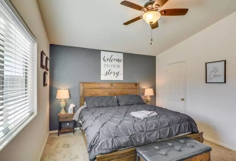 Inviting Bullhead City Gem: 3 Mi To Colorado River