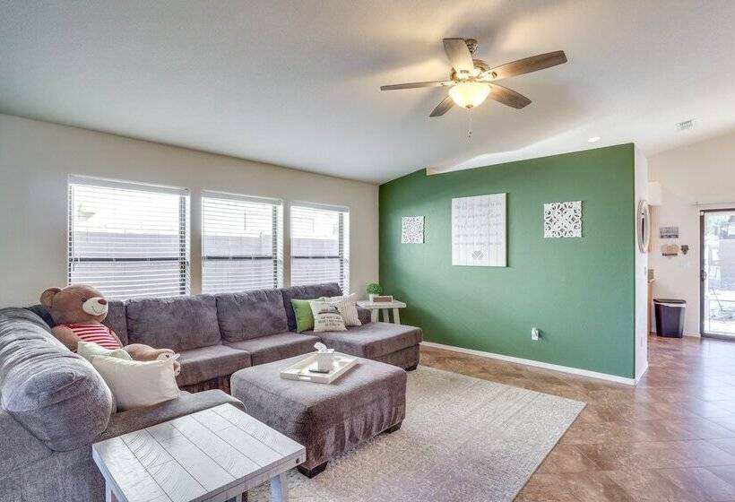 Inviting Bullhead City Gem: 3 Mi To Colorado River