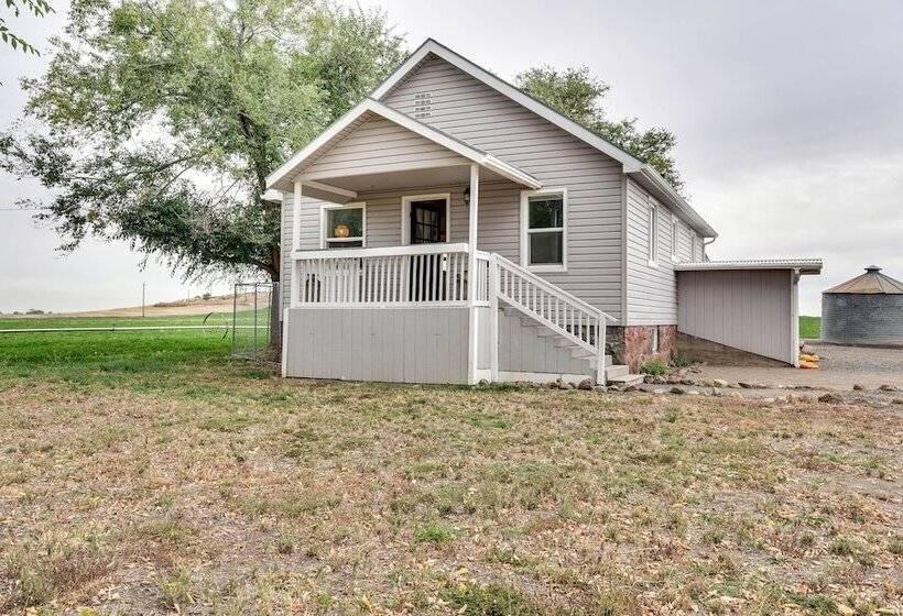 Klamath Falls Home On 189 Acres: Fire Pit & Grill!