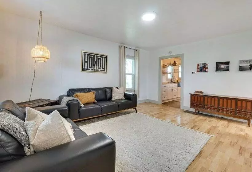 Klamath Falls Home On 189 Acres: Fire Pit & Grill!