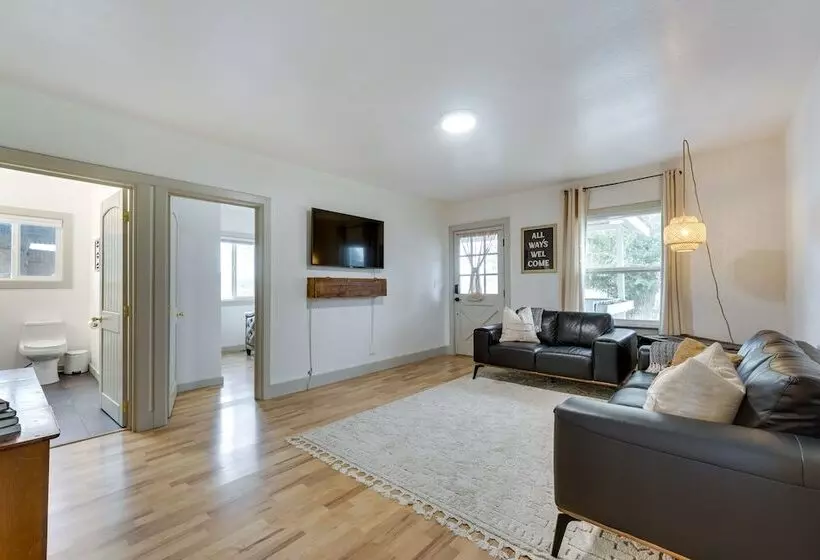 Klamath Falls Home On 189 Acres: Fire Pit & Grill!