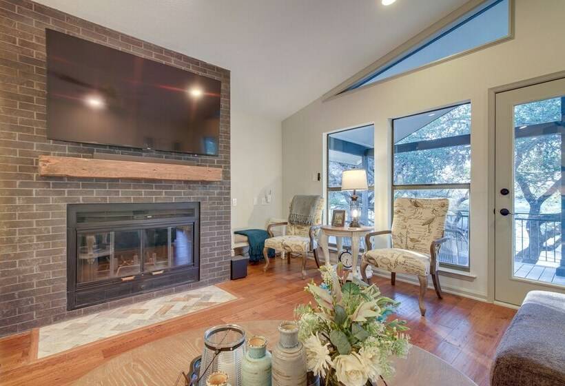 Lago Vista Home W/ Private Pool & Sport Court!