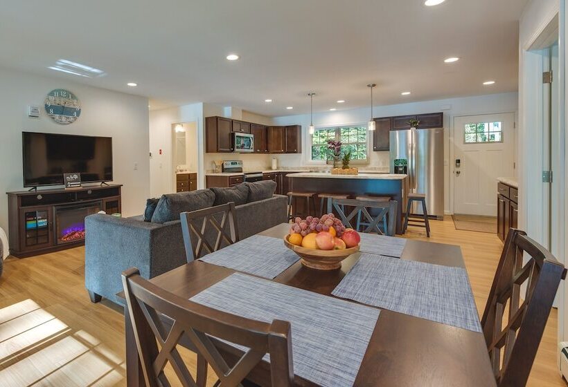 Maine Waterfront Home W/ Fire Pit & Scenic Views!