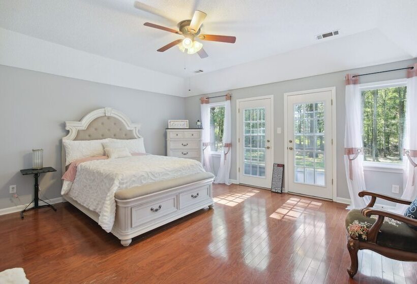 Natures Care: Home W/ Pond, 16 Mi To Memphis!