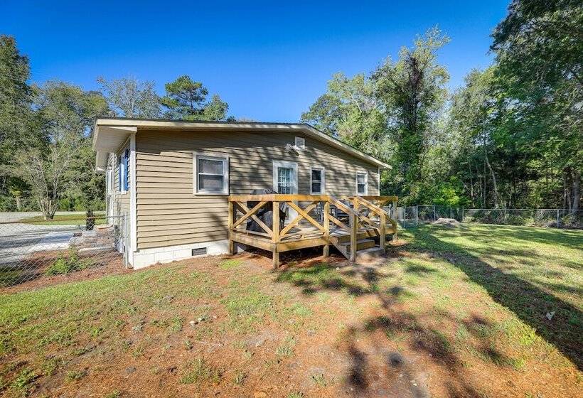 New Bern Vacation Rental: Close To Neuse River!