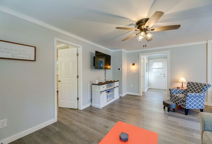 New Bern Vacation Rental: Close To Neuse River!